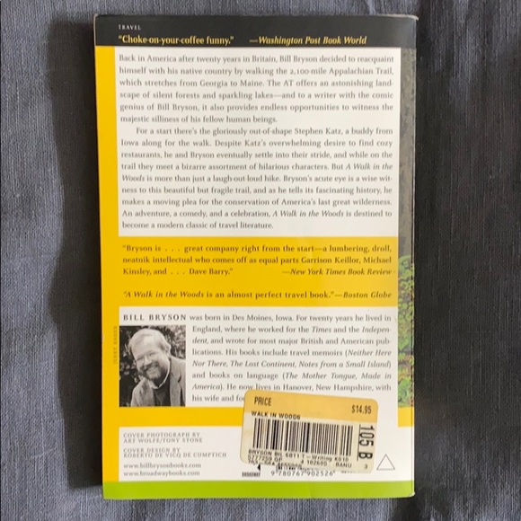 A Walk in the Woods by Bill Bryson softcover - Picture 2 of 4